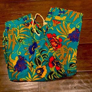 Floral print pull on draw string pants NWT large